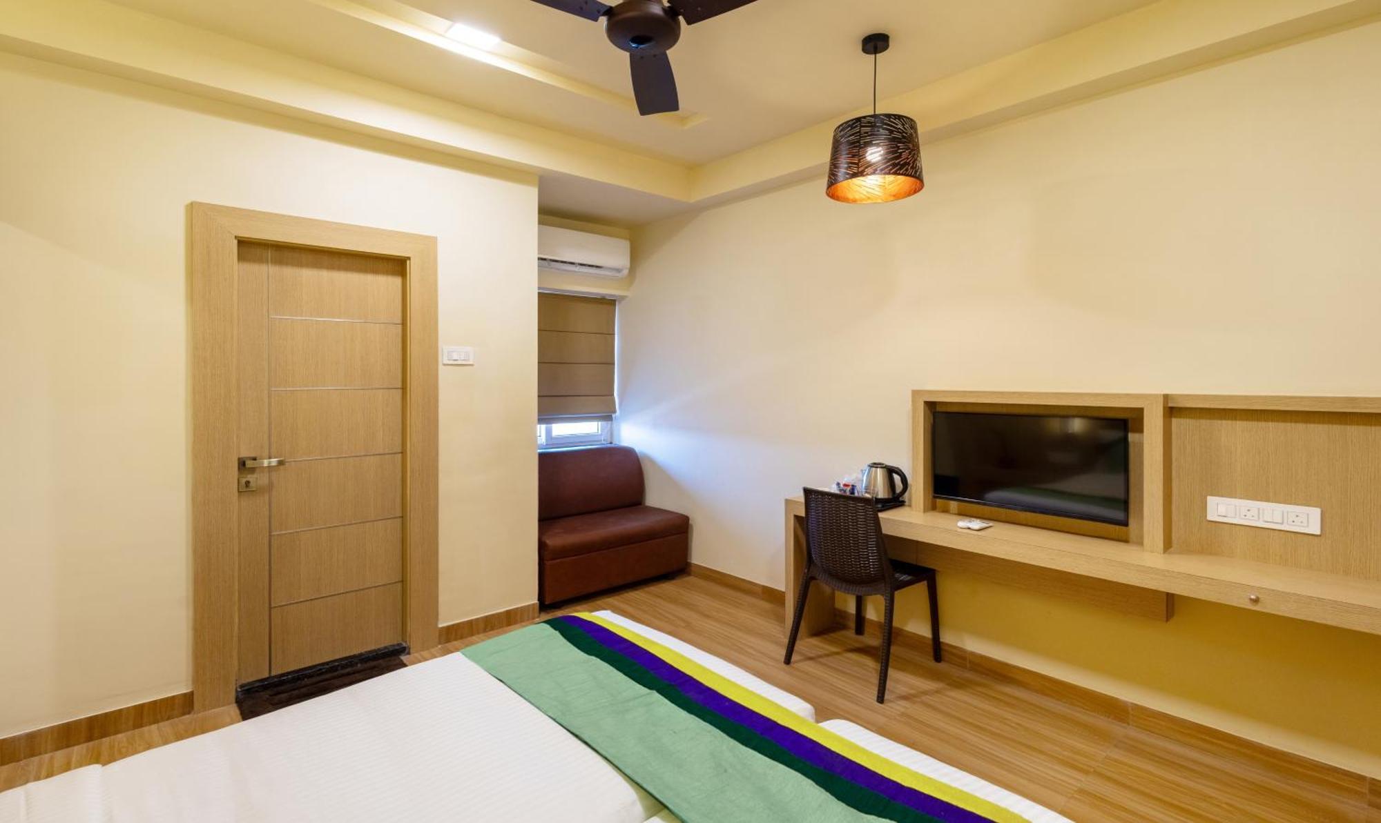 Treebo Nestlay Gummidipoondi Hotel Chennai